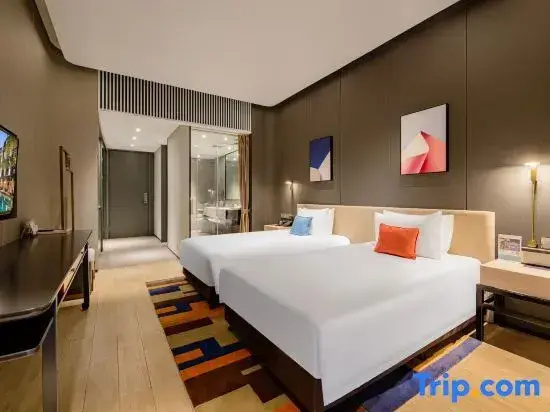 Standard Double room with lake view (twin beds)