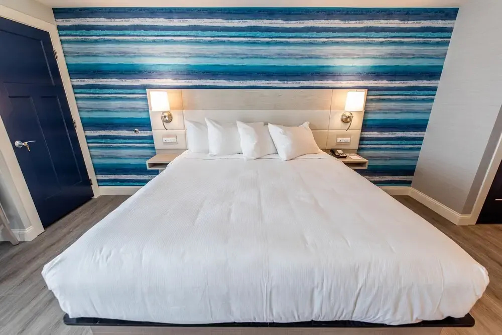 Double Suite with balcony (full double bed)