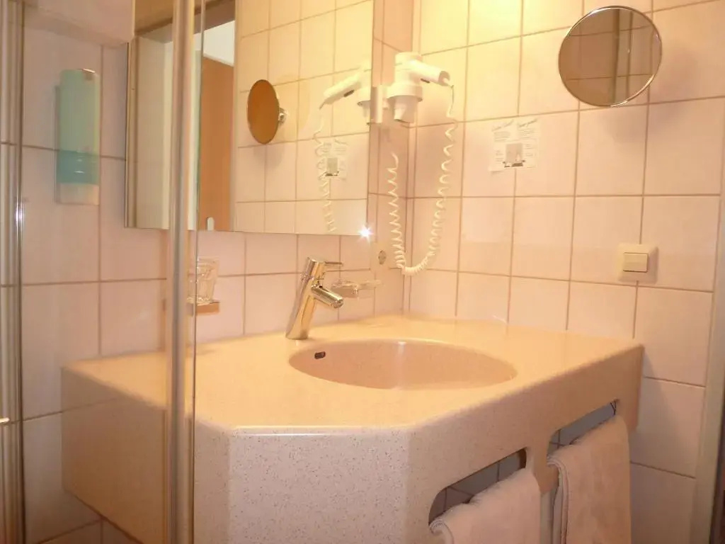 Hotel Gasthof Zum Bad - Chambres