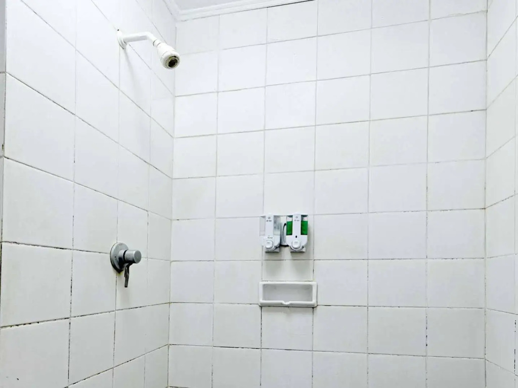 ZenRooms Soekarno Hatta Buah Batu - фото 9