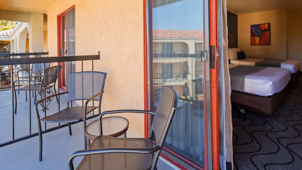 Balcony & Terrace