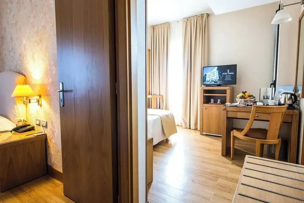 Hotel Touring - Chambres