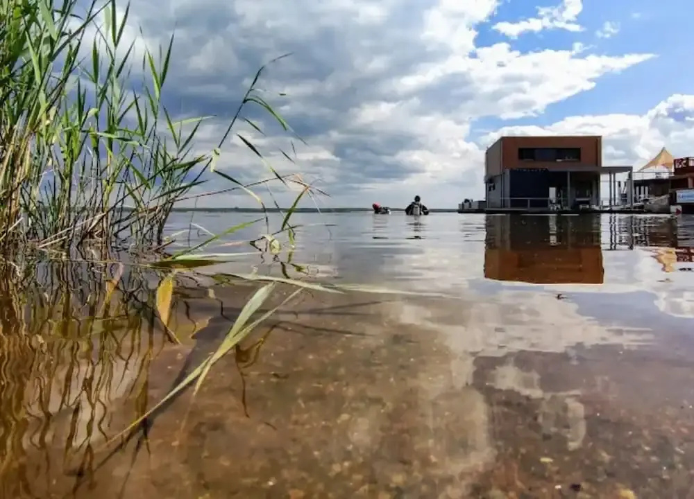 Hausboot fur 4 Personen auf dem Grabendorfer See
