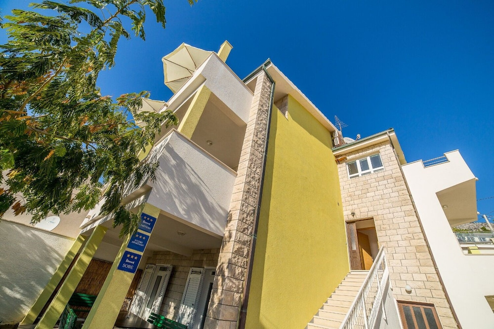 Apartments Saga