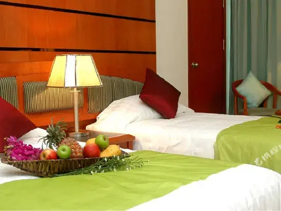 Oriental Crystal Hotel