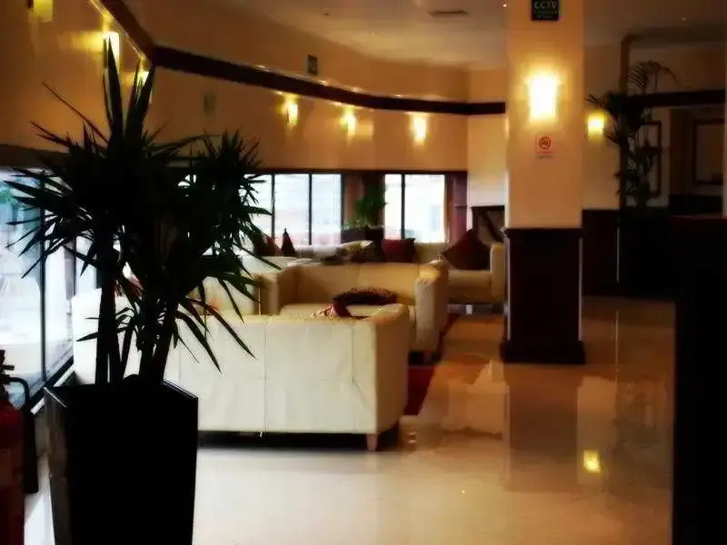 Sky Plaza