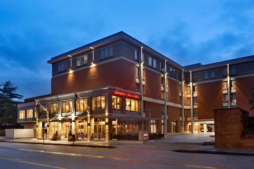 Hampton Inn & Suites Clayton/St. Louis-Galleria Area - Chambres