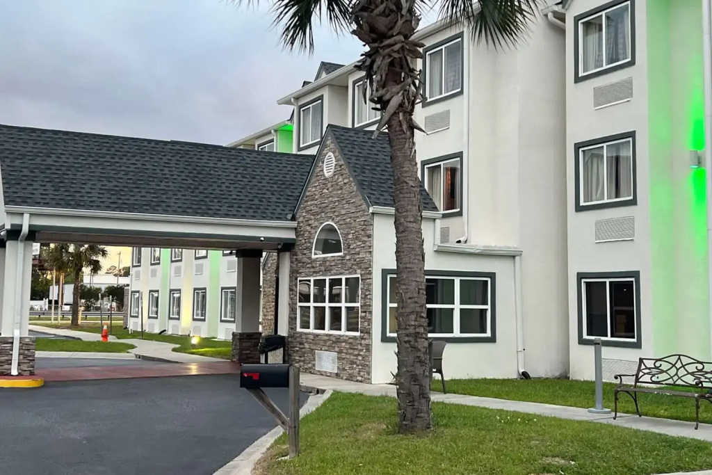 Quality Inn & Suites