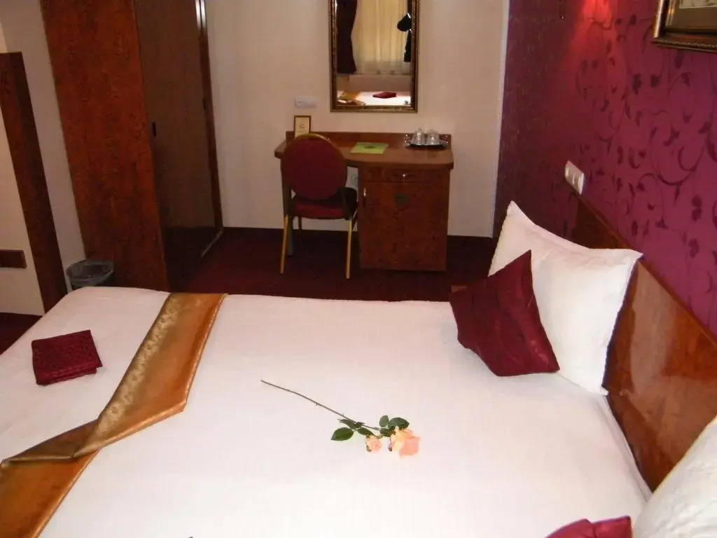 Hotel Pensiune Natural - Chambres