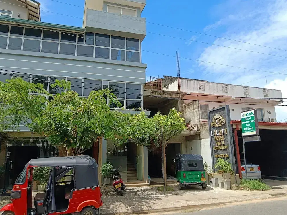La Cozy Hotel & Restaurant