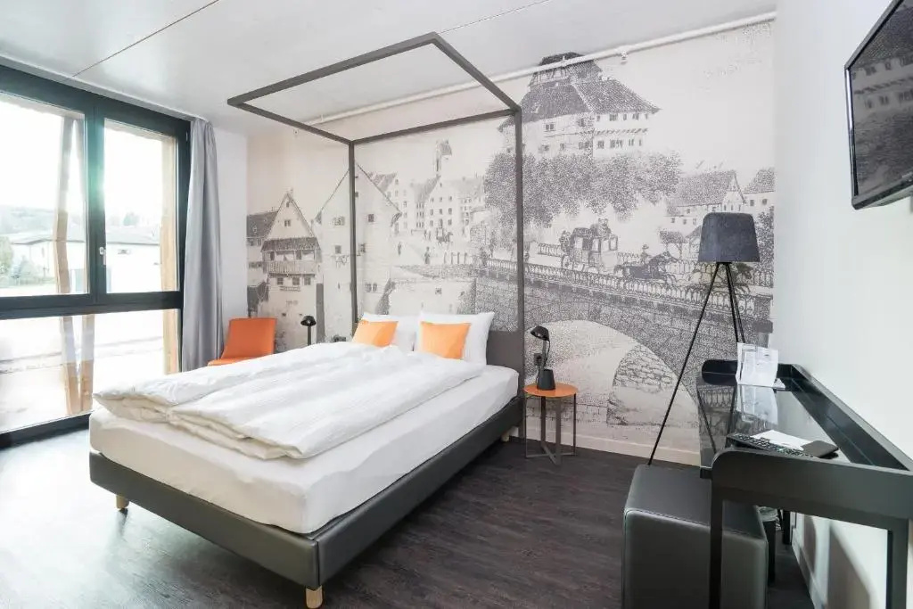 Classic Double room (full double bed)