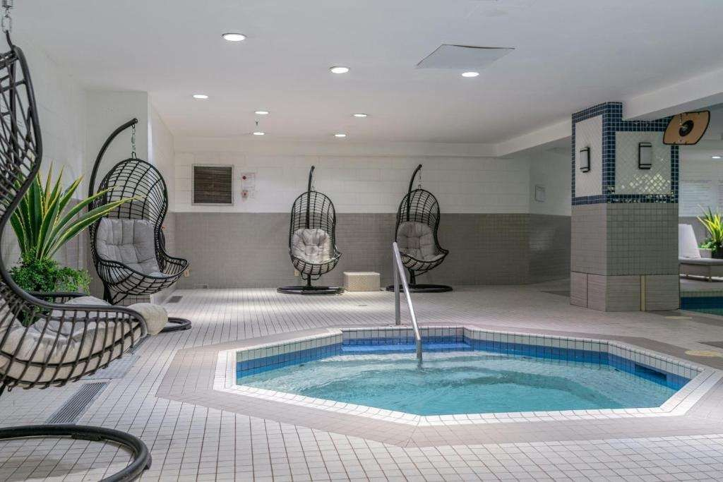 Delta Hotels by Marriott Montreal - Général