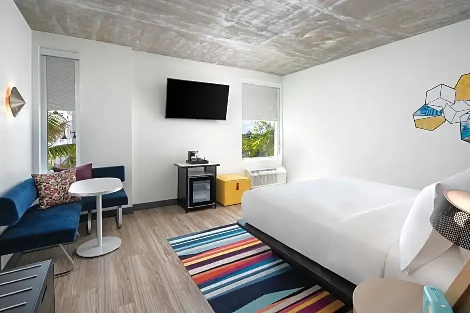 Standard Double room with view (full double bed)