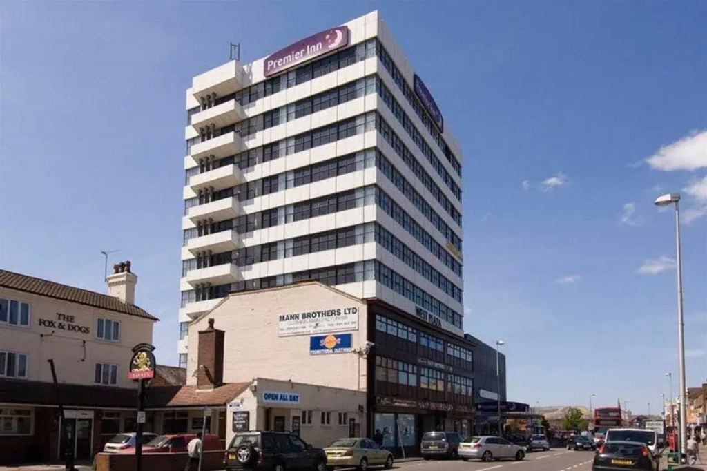 Premier Inn West Bromwich Central
