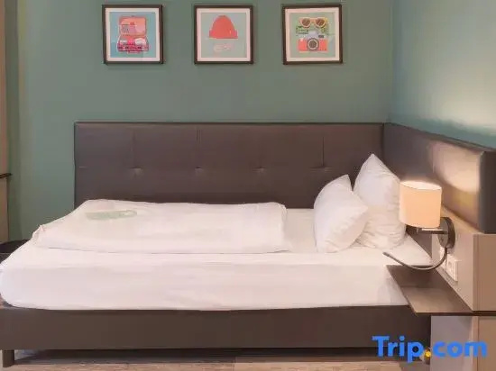 Economy Single room (single bed)
