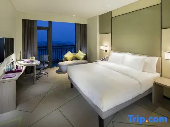 Standard Double room with garden view (full double bed)