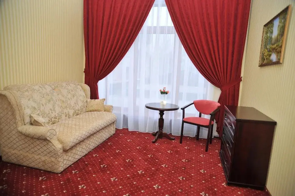 хотел запорожье. отель холл 2 звезды селфи. гостиница слава москва. гостиница украина холл. ресторан лахти запорожье.