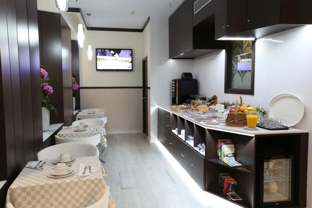 Hotel photo 12