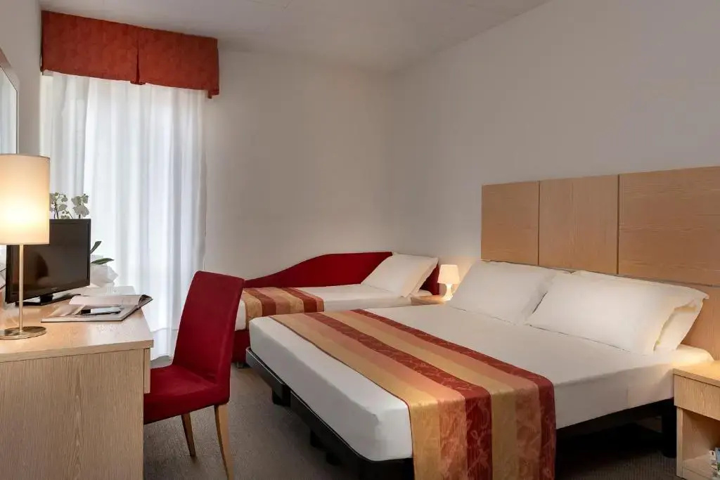 Hotel Cristina Corona - Chambres