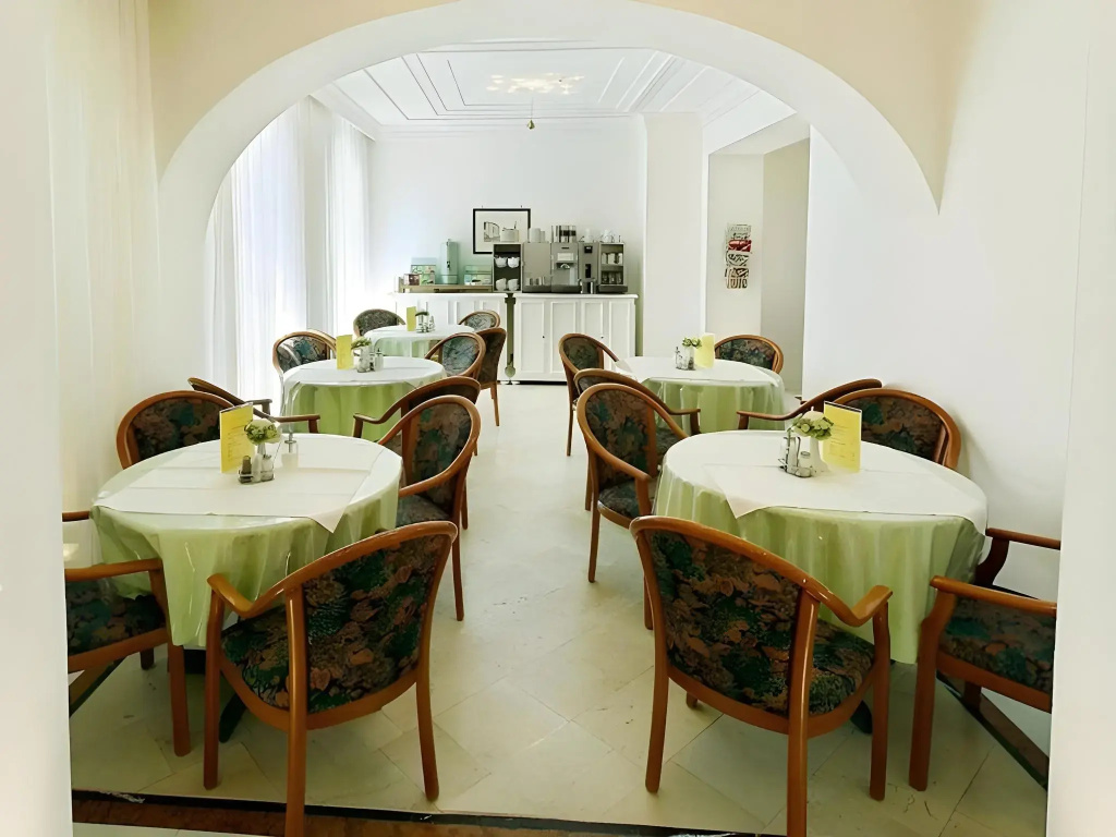 Hotel photo 28