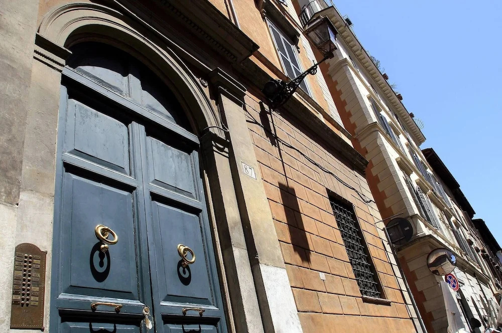 Mir Small Loft on Giulia Street