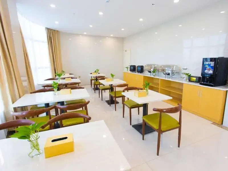 Food & Beverage