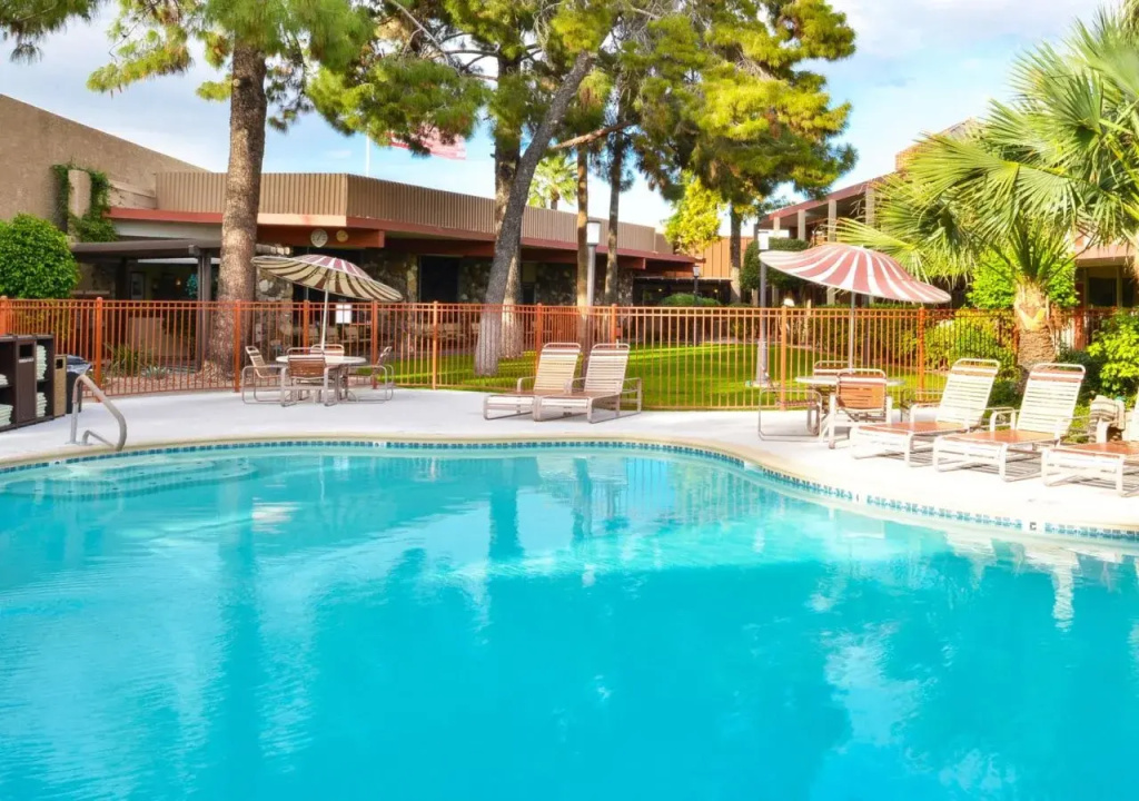 Magnuson Hotel Papago Inn - Général