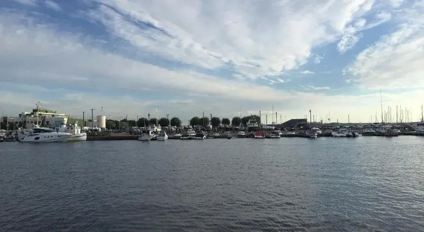 Beach & Waterfront