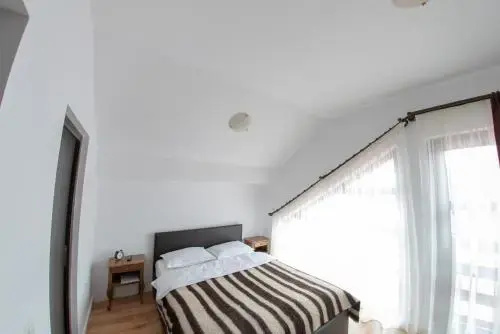 Balcony & Terrace