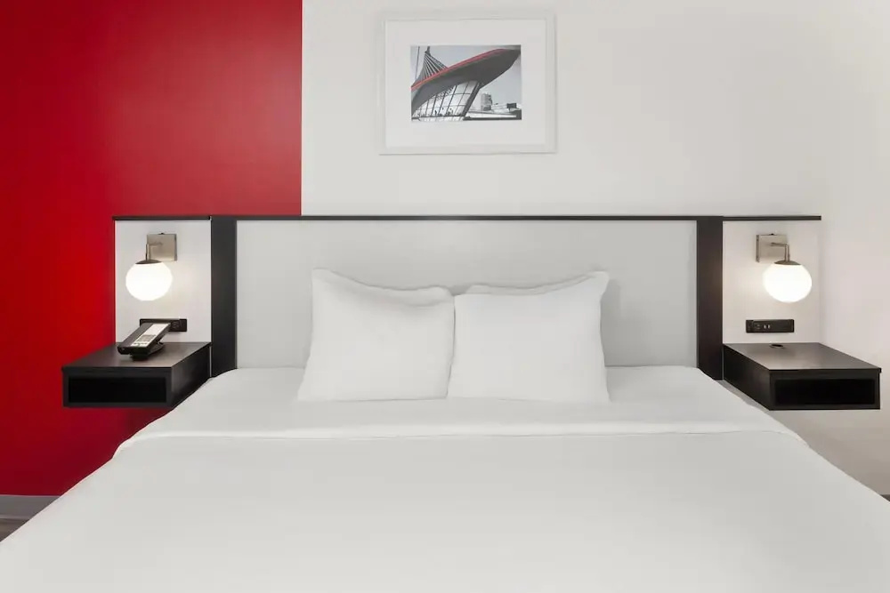 Ramada by Wyndham Milwaukee - Chambres