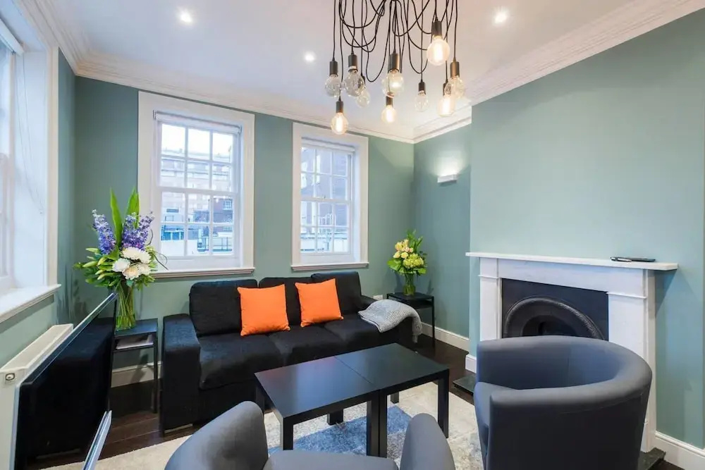 Elegant 2 bed Flat Close to Kensington Gardens!