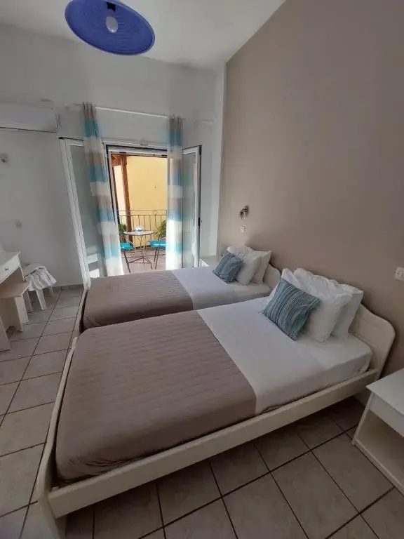Maria Studios - Chambres