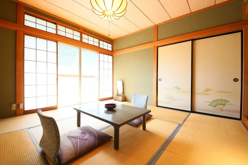 Meiji Onsen Ryokan - Chambres