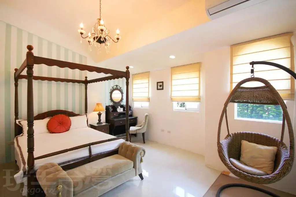 Deluxe Double room with balcony (full double bed)