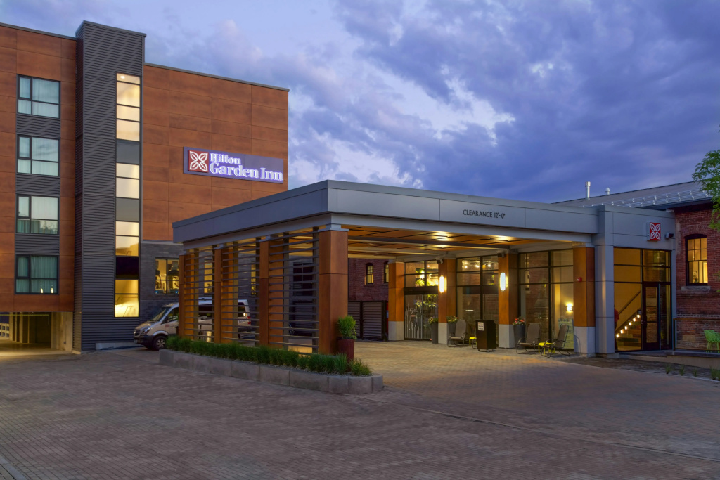 Hilton Garden Inn Burlington Downtown