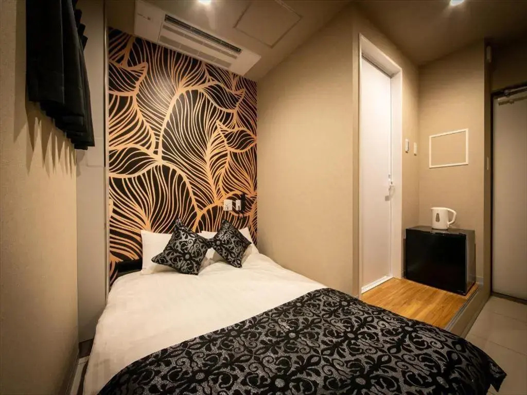Economy Double room (full double bed)