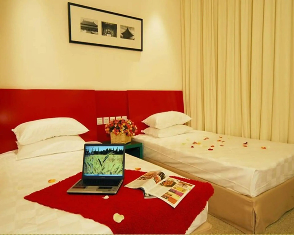 Traveler Inn Huaqiao Beijing Hotel by null