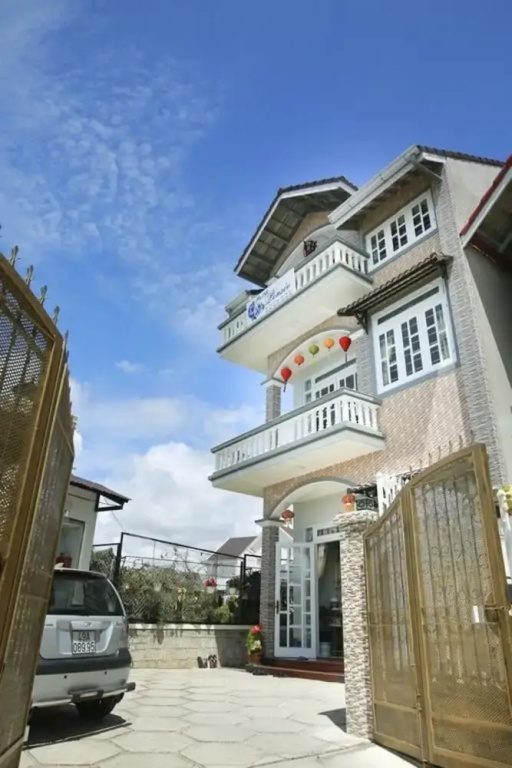 Pensee Guesthouse