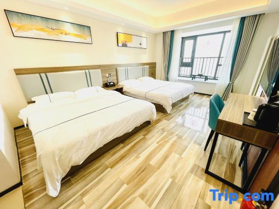 Двухместный номер Deluxe 2 отдельные кровати в Sheraton Hotel (Zhengzhou 270 Wanda Zhengshang Yujianmingzhu Branch)