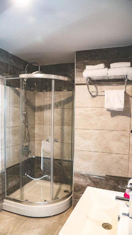 Frt Airlines Otel (By Ostrovok