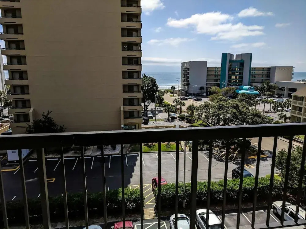 Ocean Dunes 6044