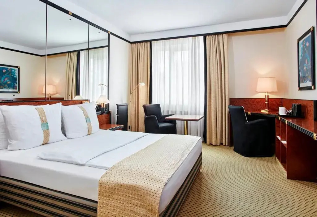 Standard Double room (full double bed)