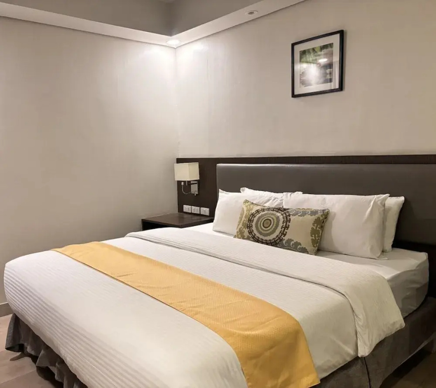 Premier room