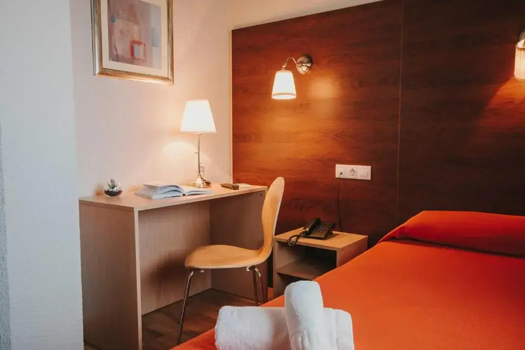 Hotel Embajador - Chambres
