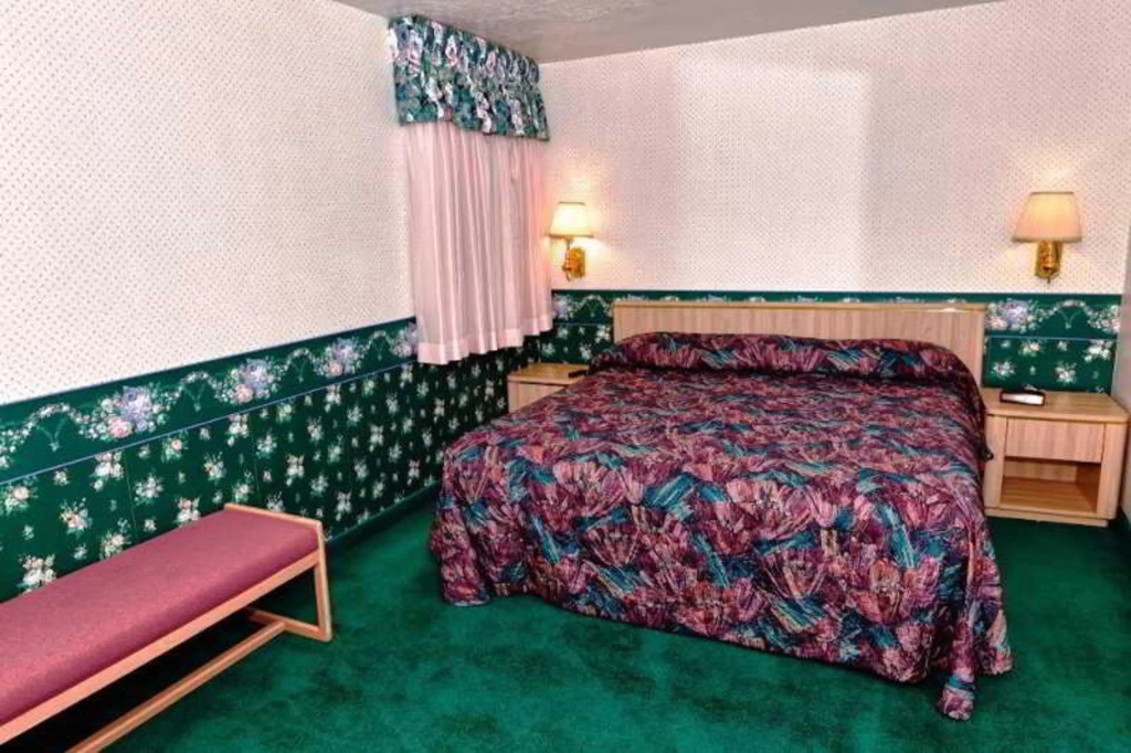 Econo Lodge Panguitch near Bryce Canyon — 3