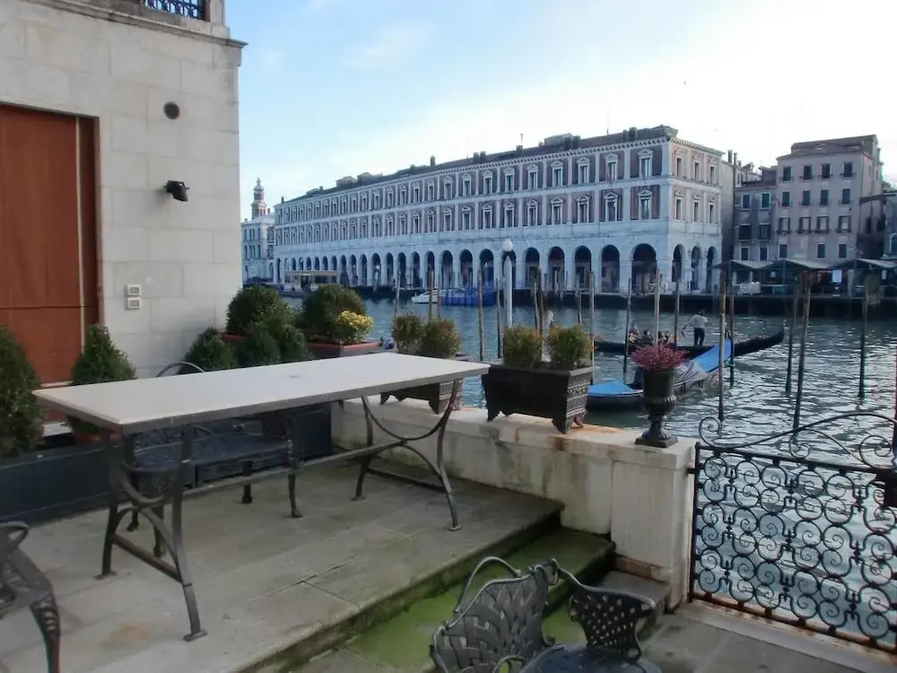 Grimaldi Apartments - Hermitage
