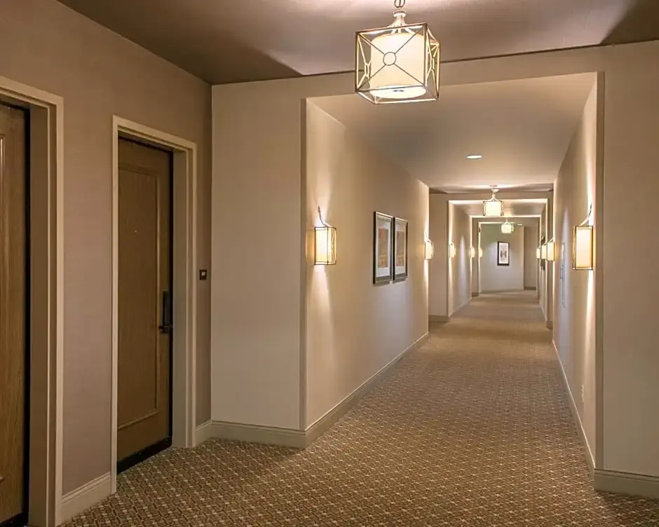 Standard Double room with street view (full double bed)