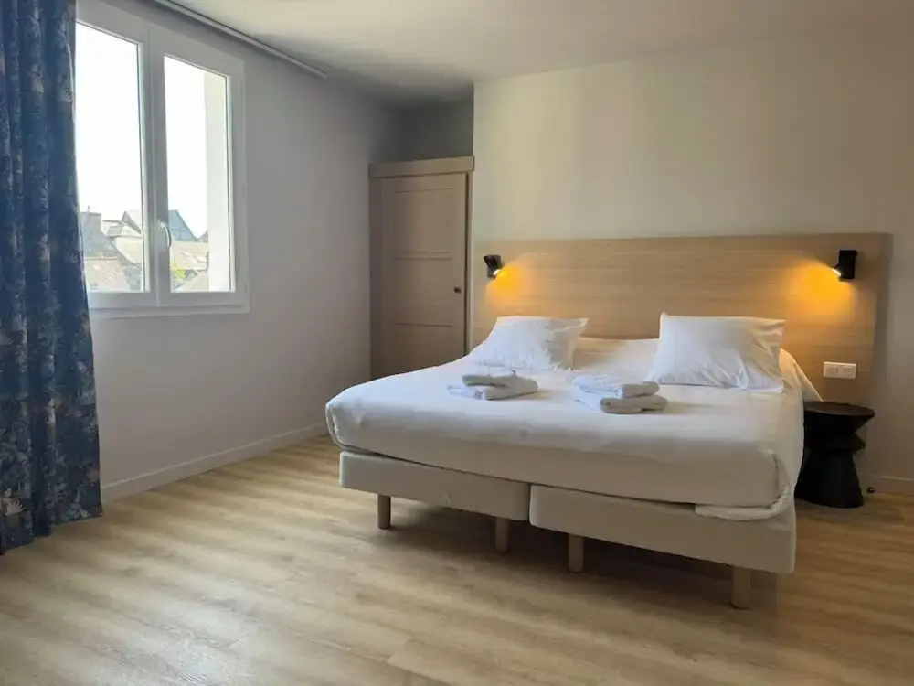 Voir la photo 3 — Brit Hotel Confort Carhaix