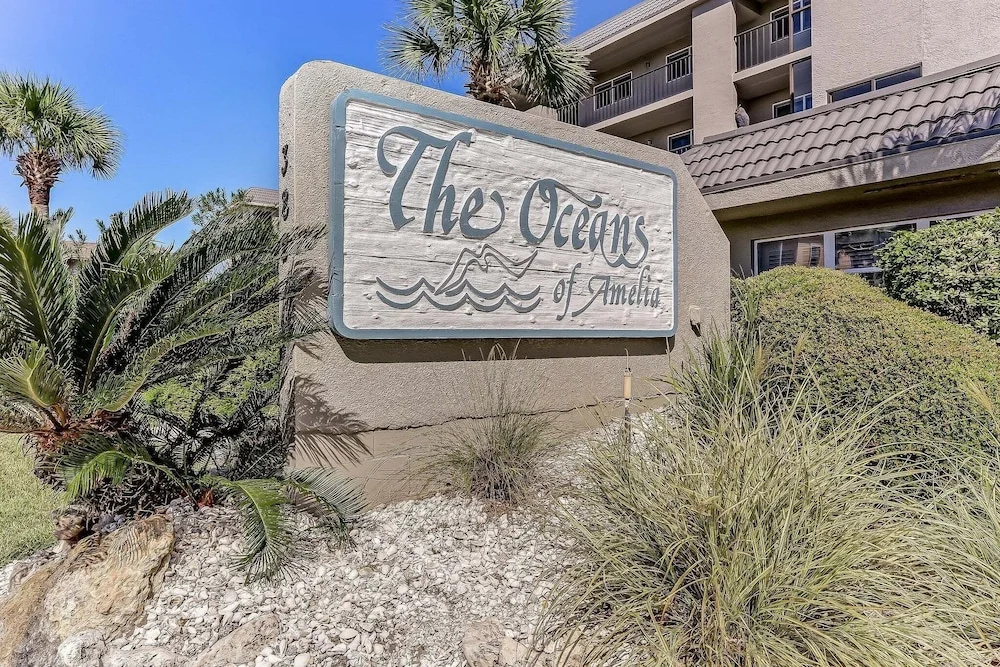 101 Oceans Of Amelia 2 Bedroom Condo