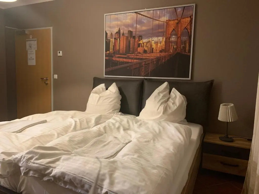Economy room